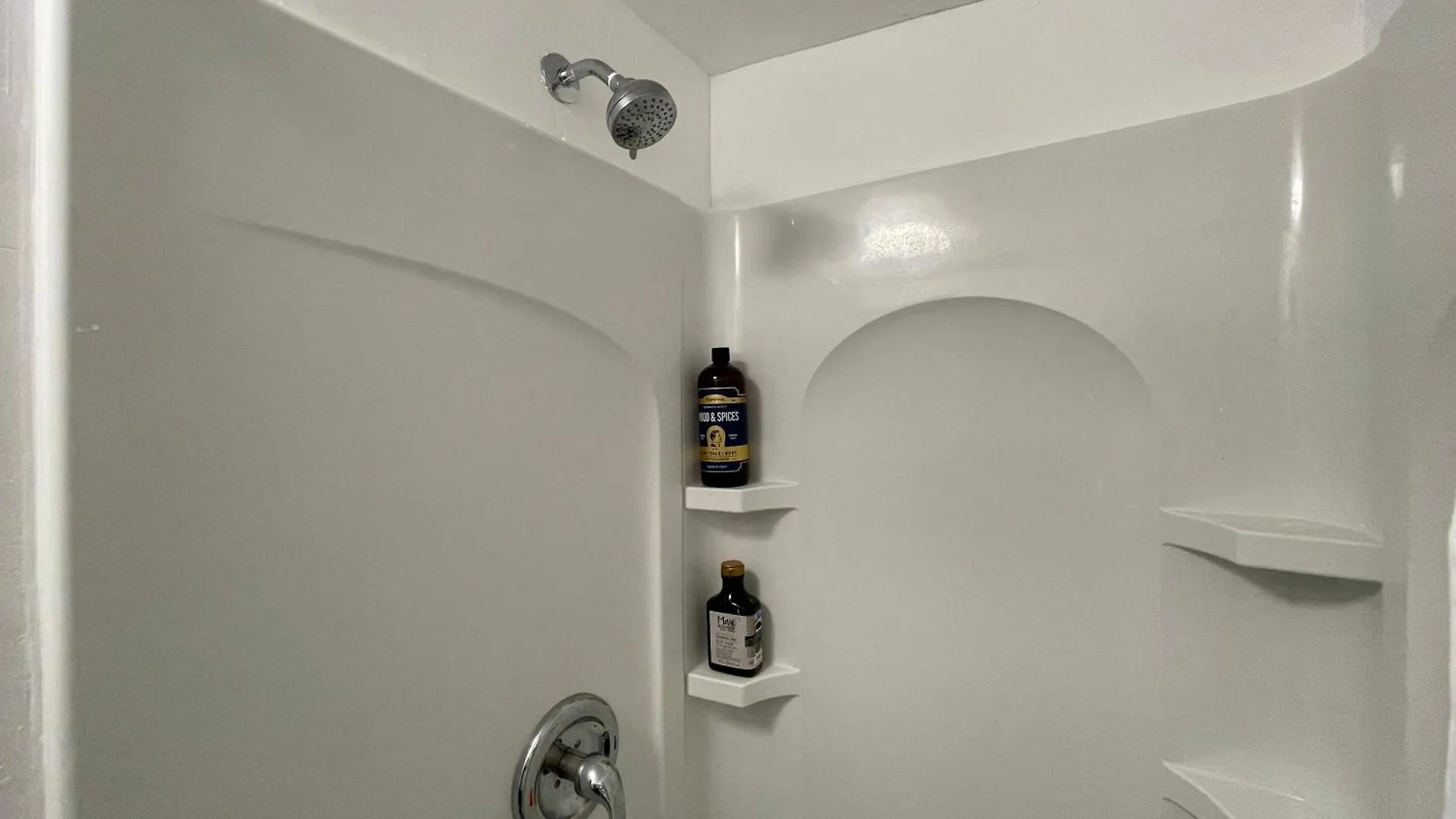 Lovely Spacious Guesthouse In Mills 50 District Orlando